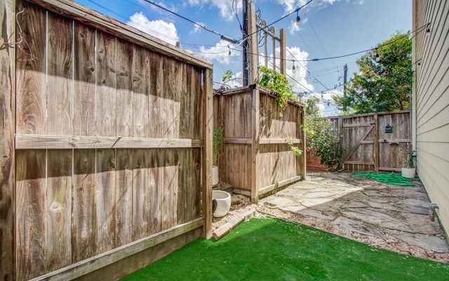 2609 Detering Street, Houston, TX 77007