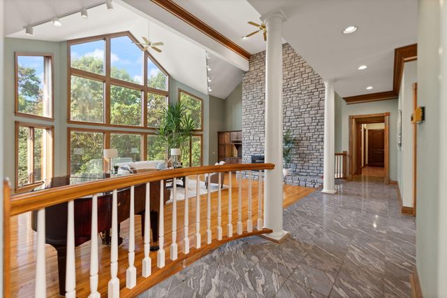 2021 Edenderry Drive, Fort Mitchell, KY 41017