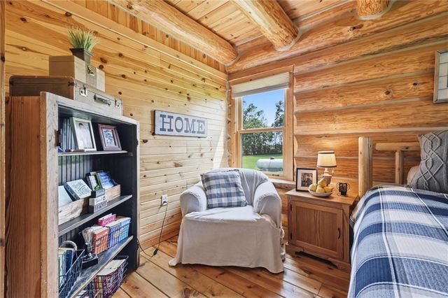 22948 Spooncreek Road, Edgerton, KS 66021