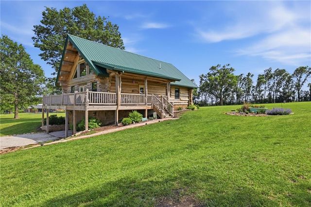 22948 Spooncreek Road, Edgerton, KS 66021