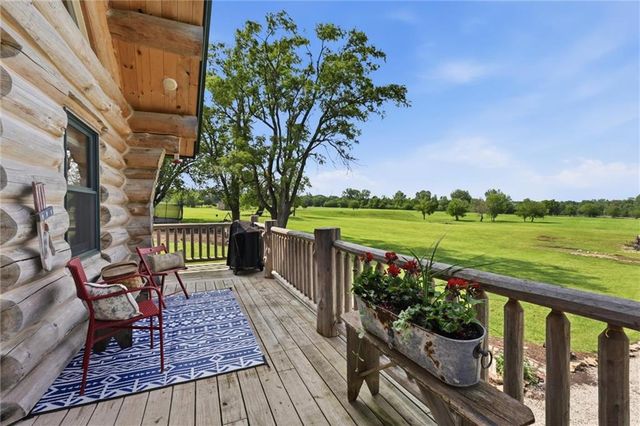 22948 Spooncreek Road, Edgerton, KS 66021