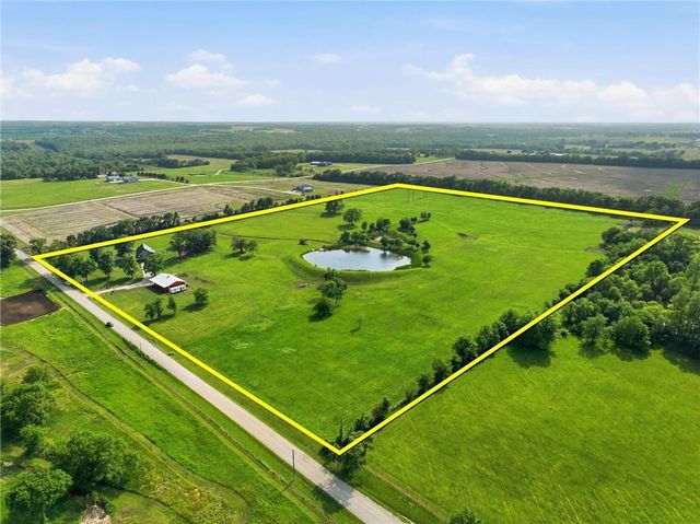 22948 Spooncreek Road, Edgerton, KS 66021