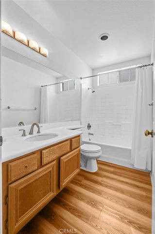 21836 S Vermont Avenue 6, Torrance, CA 90502