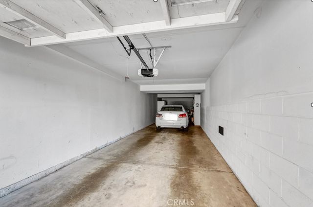 21836 S Vermont Avenue 6, Torrance, CA 90502