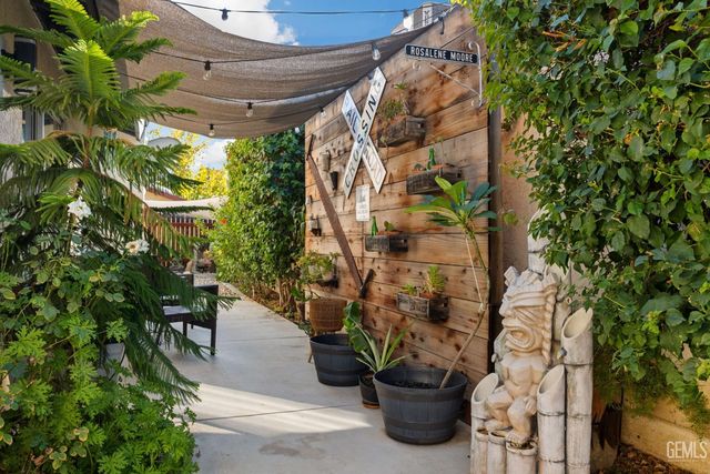 5609 Arbor Court, Bakersfield, CA 93309