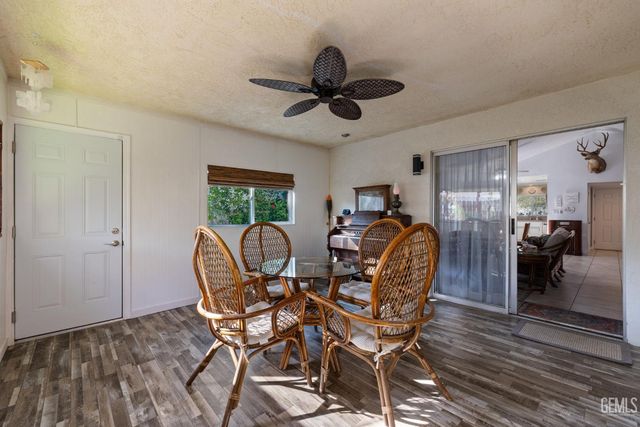 5609 Arbor Court, Bakersfield, CA 93309