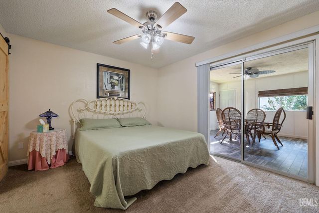 5609 Arbor Court, Bakersfield, CA 93309