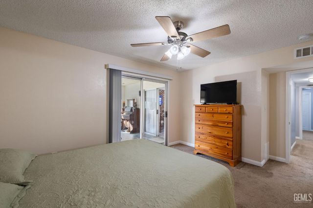 5609 Arbor Court, Bakersfield, CA 93309