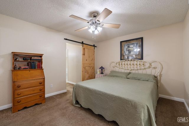 5609 Arbor Court, Bakersfield, CA 93309