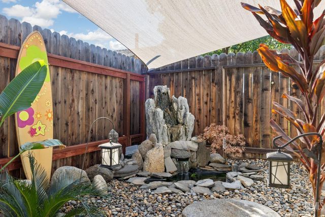 5609 Arbor Court, Bakersfield, CA 93309