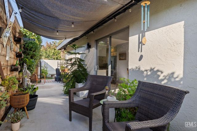 5609 Arbor Court, Bakersfield, CA 93309