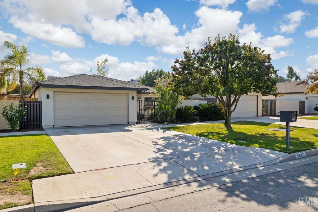 5609 Arbor Court, Bakersfield, CA 93309