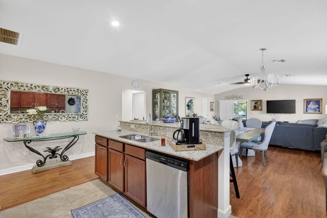 34 Nogales Way, Port St. Lucie, Port St Lucie, FL 34952