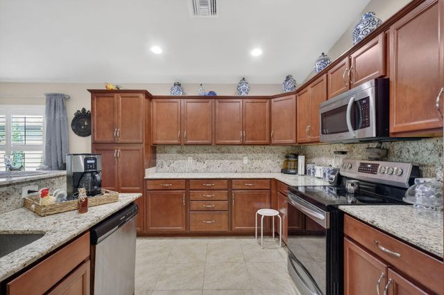 34 Nogales Way, Port St. Lucie, Port St Lucie, FL 34952