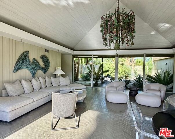 40281 Sand Dune Road, Rancho Mirage, CA 92270