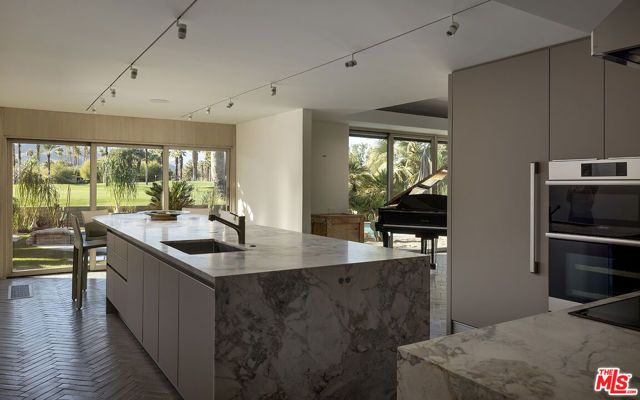 40281 Sand Dune Road, Rancho Mirage, CA 92270
