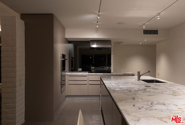 40281 Sand Dune Road, Rancho Mirage, CA 92270