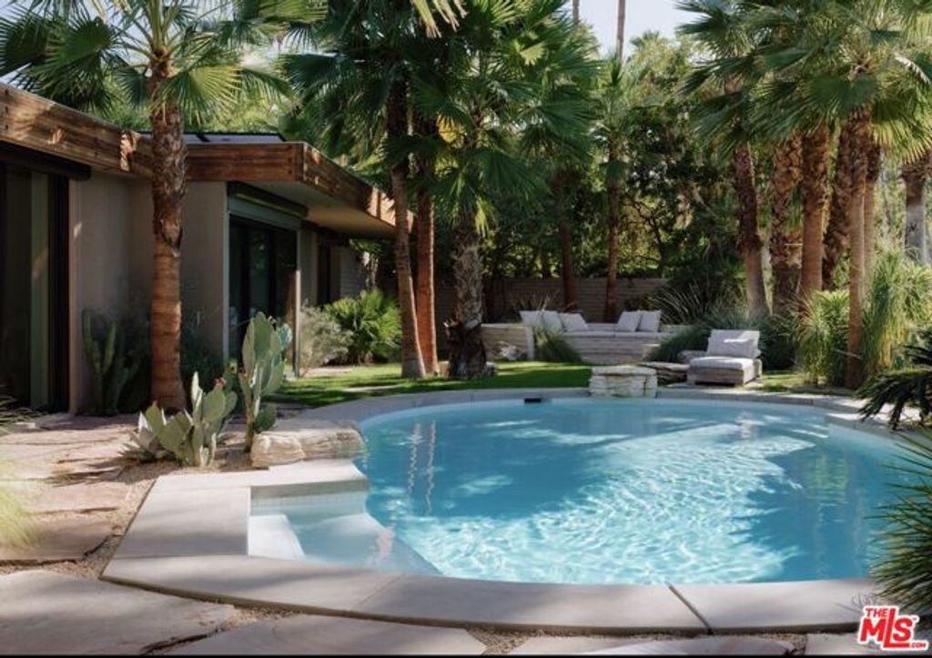40281 Sand Dune Road, Rancho Mirage, CA 92270