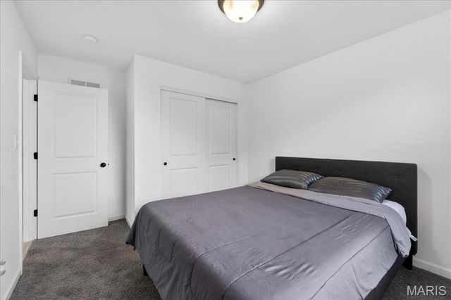 203 Homestretch Lane, Wentzville, MO 63385