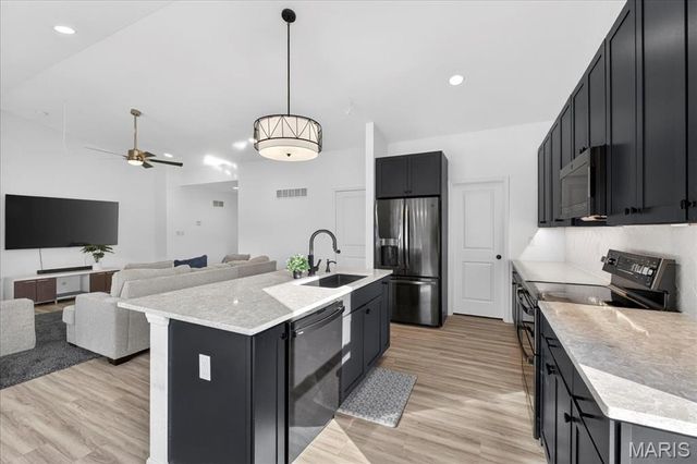 203 Homestretch Lane, Wentzville, MO 63385