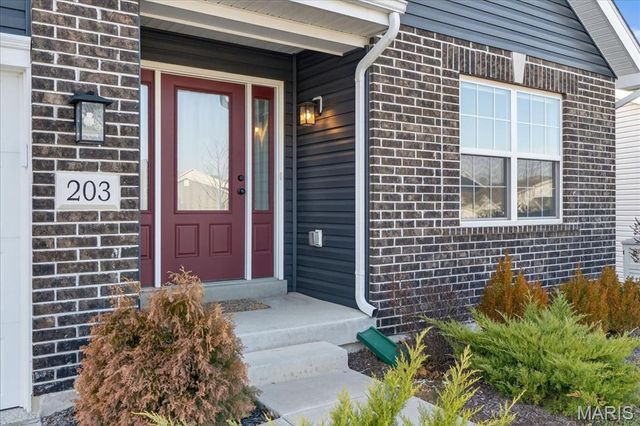 203 Homestretch Lane, Wentzville, MO 63385