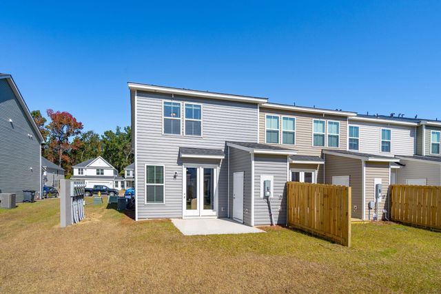 747 Alma Square Dr Drive, Moncks Corner, SC 29461
