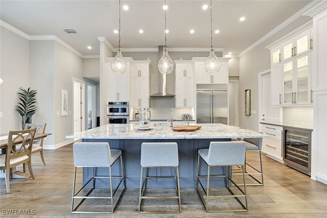 820 Giralda CT, Marco Island, FL 34145