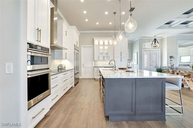 820 Giralda CT, Marco Island, FL 34145