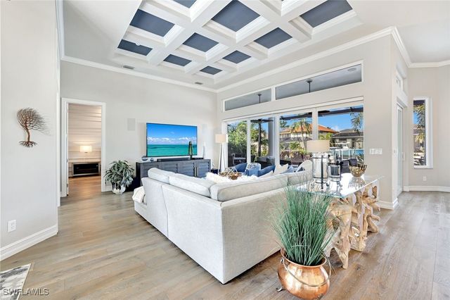 820 Giralda CT, Marco Island, FL 34145