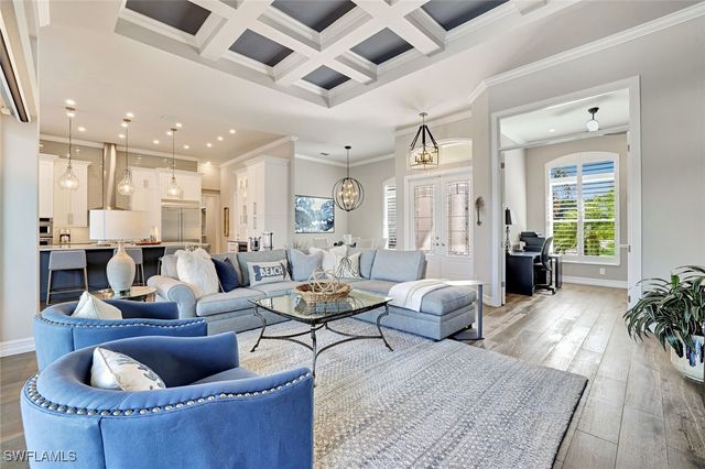 820 Giralda CT, Marco Island, FL 34145