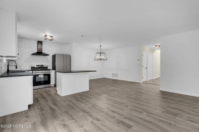 58 Vincent Court, Little Egg Harbor, NJ 08087