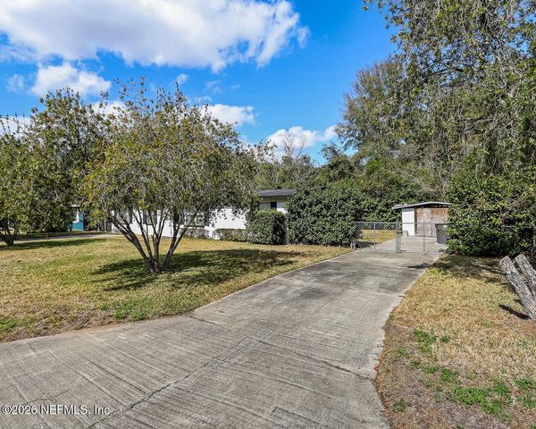 8341 COLVILLE Street, Jacksonville, FL 32220
