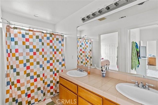 217 Gilea Court, Santa Maria, CA 93455