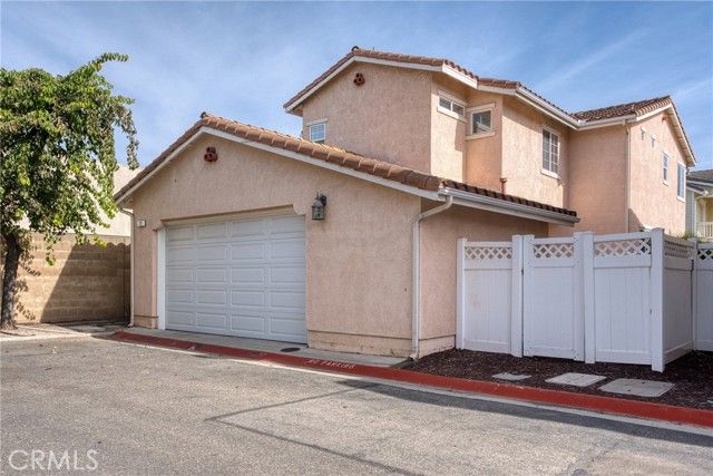 217 Gilea Court, Santa Maria, CA 93455