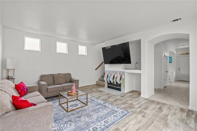 217 Gilea Court, Santa Maria, CA 93455