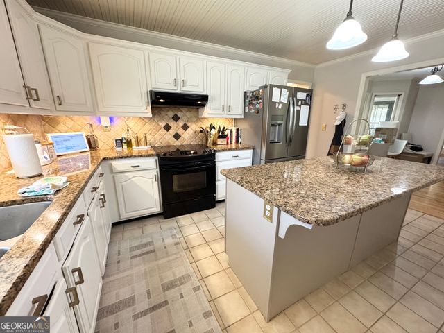 230 Ridge Circle, Dublin, GA 31021