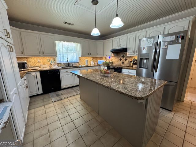 230 Ridge Circle, Dublin, GA 31021