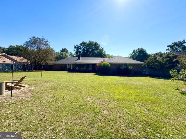 230 Ridge Circle, Dublin, GA 31021