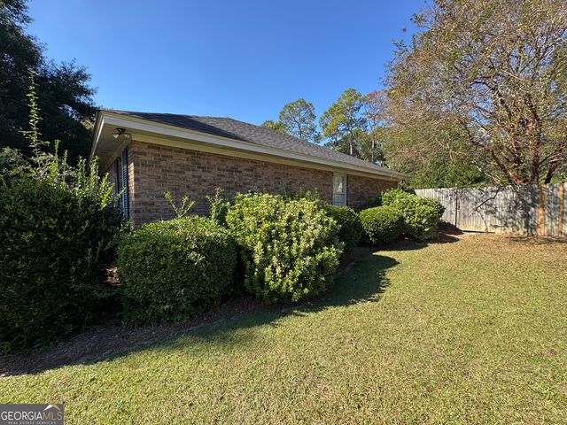 230 Ridge Circle, Dublin, GA 31021