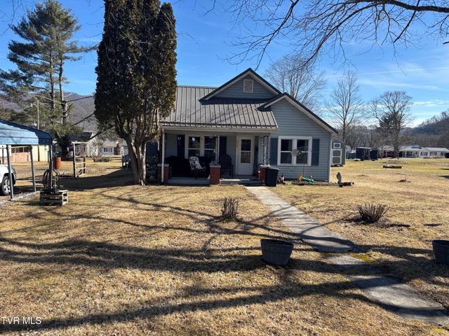 219 Oak Street, Mountain City, TN 37683