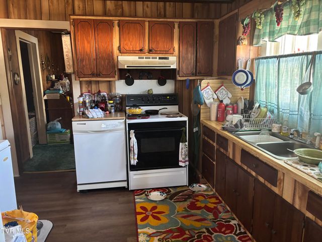 219 Oak Street, Mountain City, TN 37683