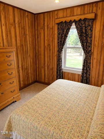 219 Oak Street, Mountain City, TN 37683