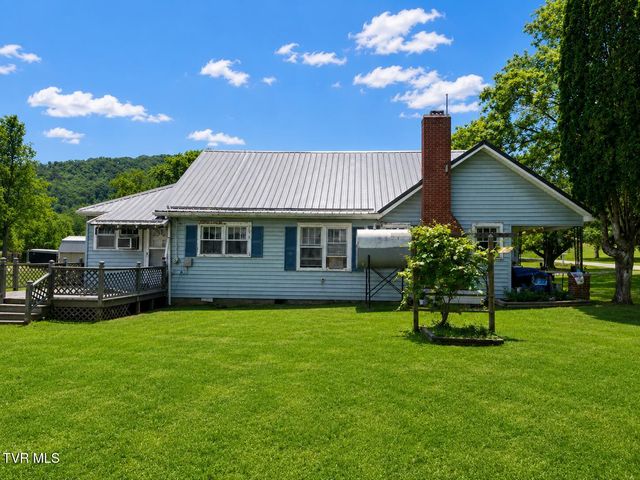 219 Oak Street, Mountain City, TN 37683