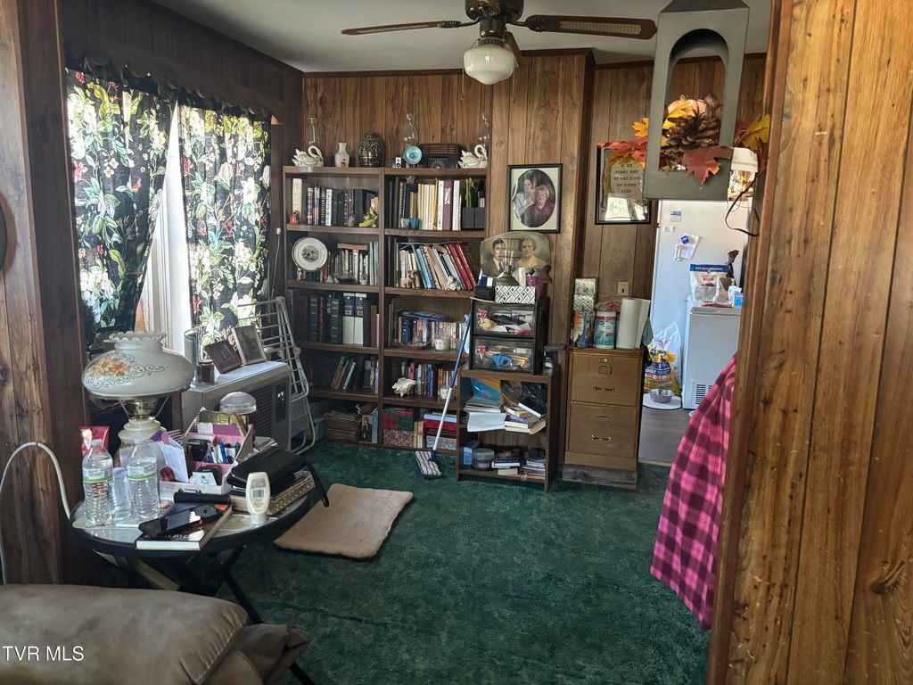 219 Oak Street, Mountain City, TN 37683