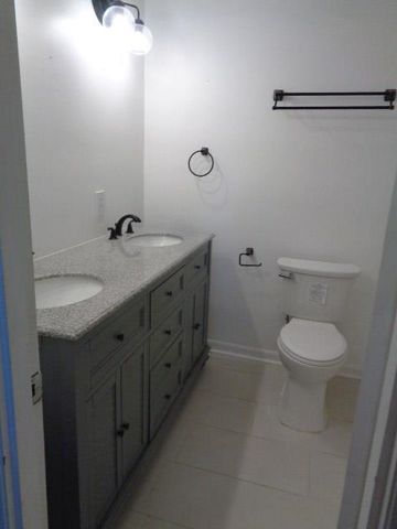 809 Dexter, Dothan, AL 36301