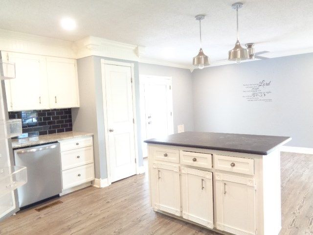 809 Dexter, Dothan, AL 36301