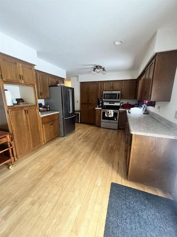 5026 Piccadilly Drive, Madison, WI 53714