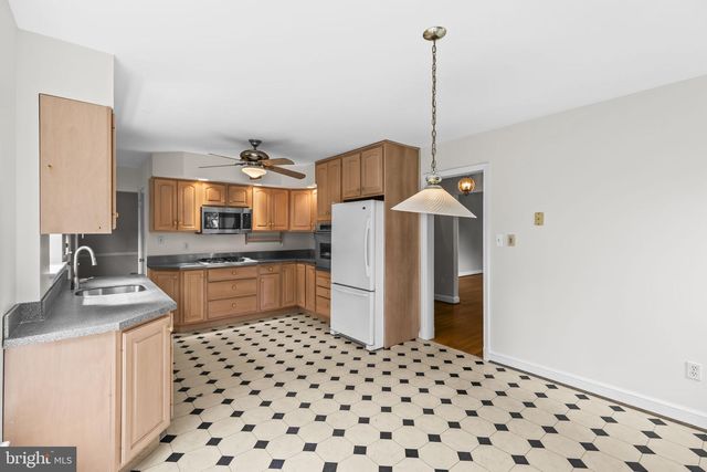 3548 N VALLEY ST, Arlington, VA 22207