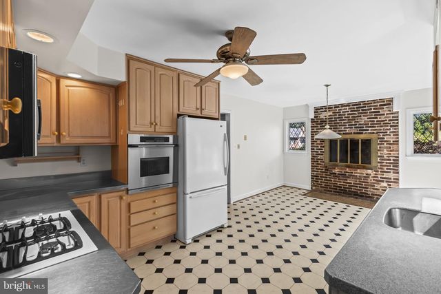 3548 N VALLEY ST, Arlington, VA 22207