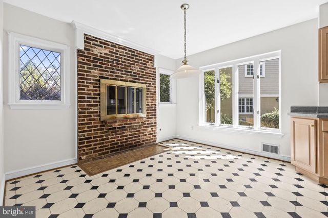 3548 N VALLEY ST, Arlington, VA 22207